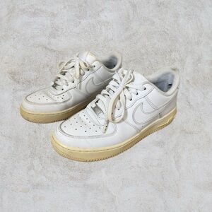 Air Force 1 White Sneakers